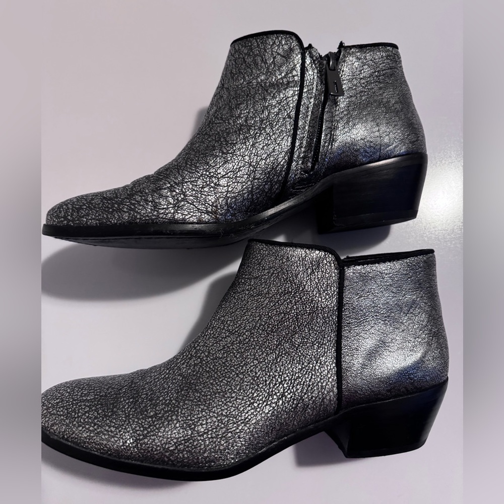 Sam Edelman size 8 Silver Ankle Boots